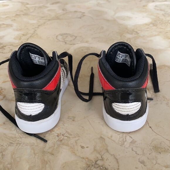 Adidas Infant Hard Court Hi I - Chicago Bulls Black White Red - Picture 5 of 11